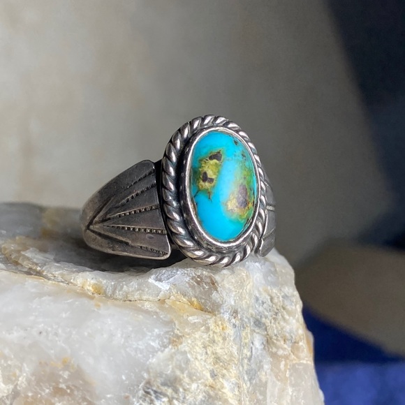 Sterling Silver & Rare Royston Turquoise Ring - Picture 4 of 8